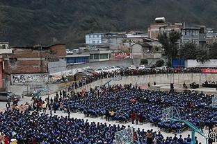 场地自行车女子凯林赛 中国选手王丽娟、张琳茵分获银牌和铜牌